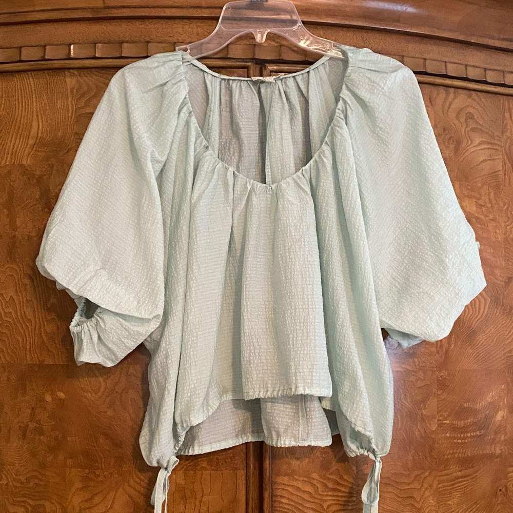 SAGE & FIG Boutique Brand Elegant Light Green Women's Top